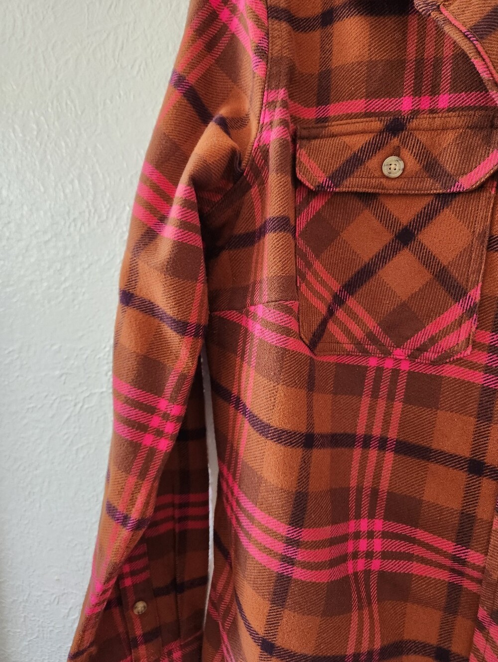 Duluth Trading Co Folklore Flannel Button Up Shirt - Picture 4 of 10